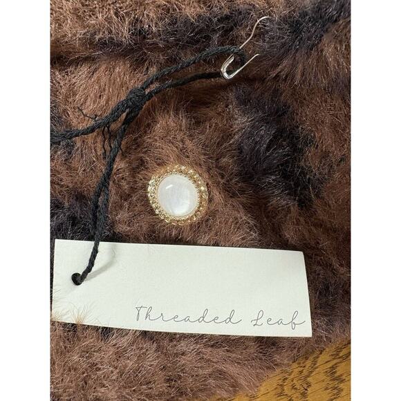 Threaded Leaf Cardigan Womens Size M Brown Leopard Print Fuzzy Cozy Sweater New - Picture 13 of 16